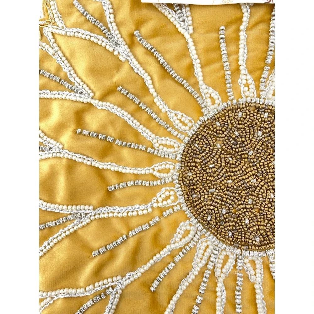 Rachel Ashwell The Farmhouse Sunflower Placemats (2) Yellow Beaded Floral Autumn
